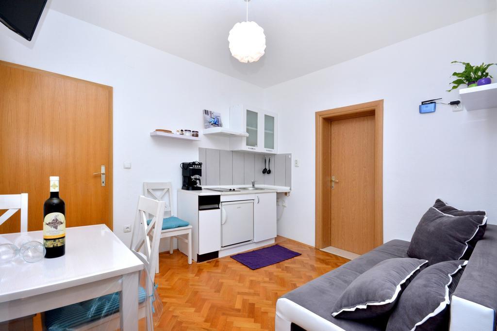 Apartment Joe Light ポドストラナ 部屋 写真